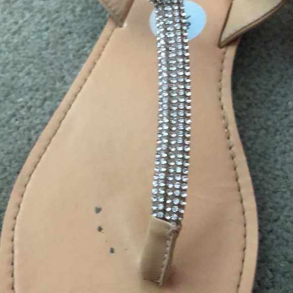 Madden Girl gem strapped sandal size 8.5 - Picture 3 of 4